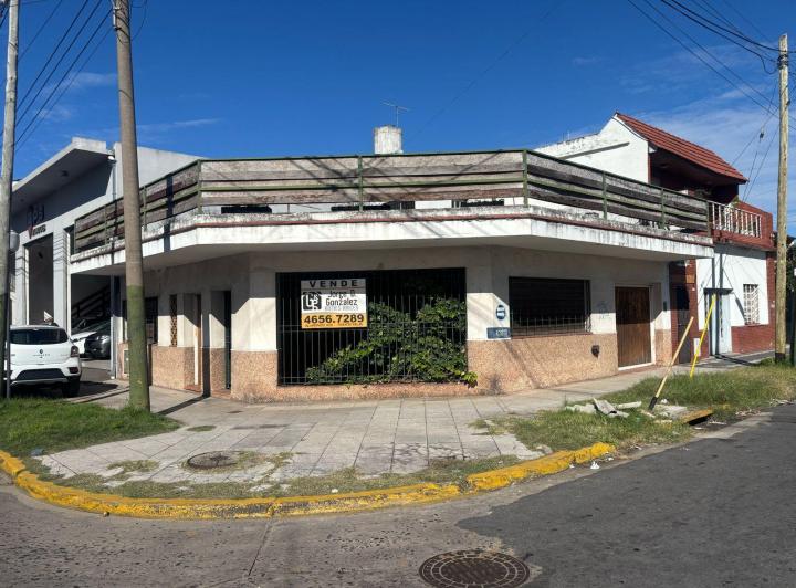 Casa · 123m² · 3 Ambientes · 1 Cochera