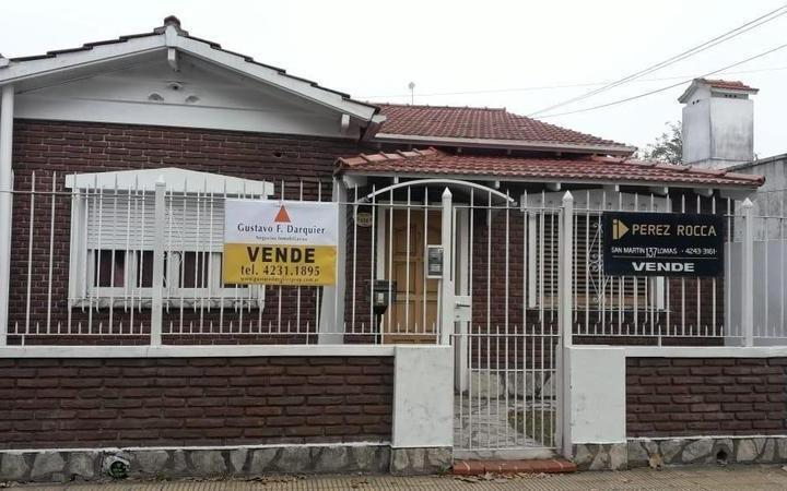 Casa · 322m² · 3 Ambientes · 1 Cochera