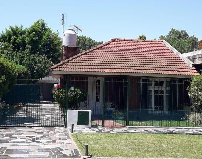 Casa · 80m² · 4 Ambientes · 1 Cochera