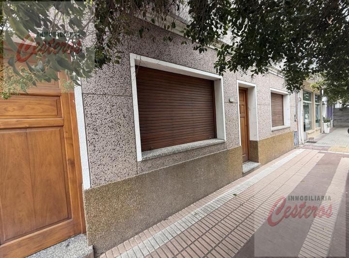 Casa · 180m² · 5 Ambientes · 1 Cochera