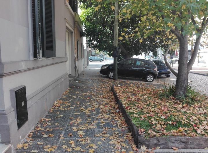 Casa · 140m² · 3 Ambientes · 1 Cochera