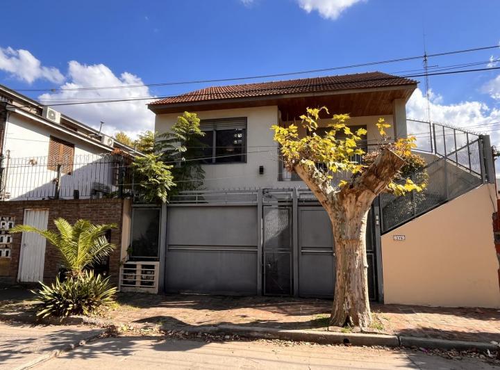 Casa · 64m² · 3 Ambientes · 1 Cochera