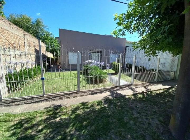 Casa · 73m² · 3 Ambientes · 1 Cochera