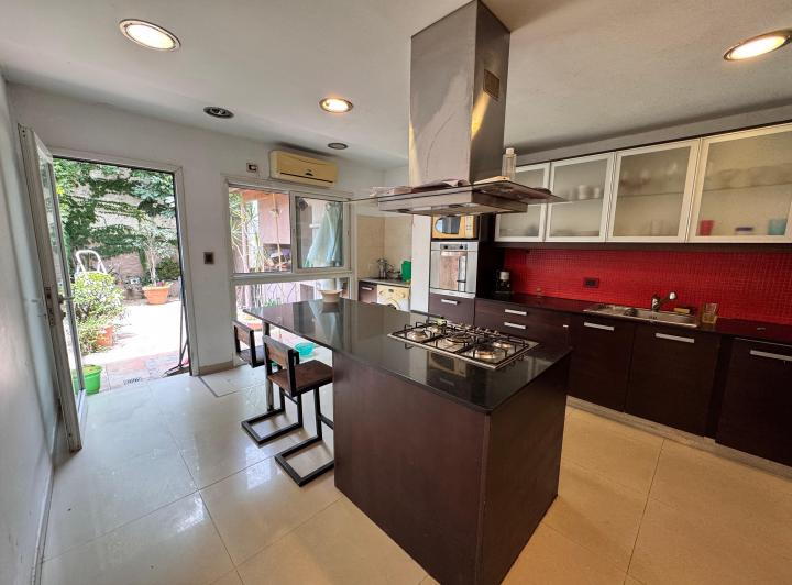 Casa · 138m² · 4 Ambientes · 1 Cochera