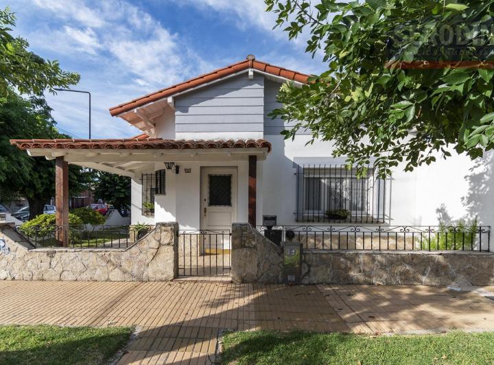Casa · 125m² · 3 Ambientes · 1 Cochera