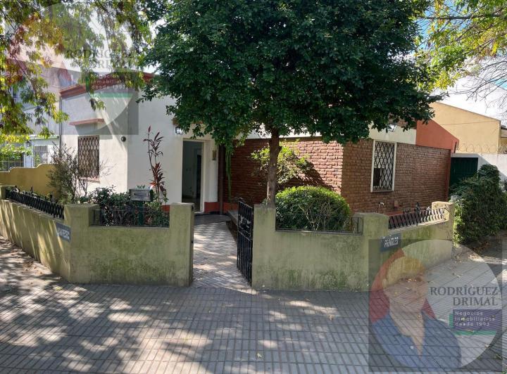 Casa · 65m² · 3 Ambientes · 1 Cochera