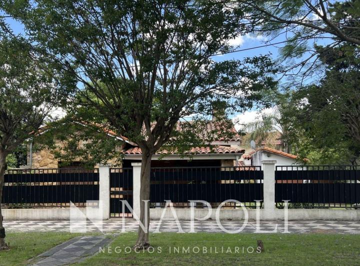 Casa · 145m² · 4 Ambientes · 1 Cochera