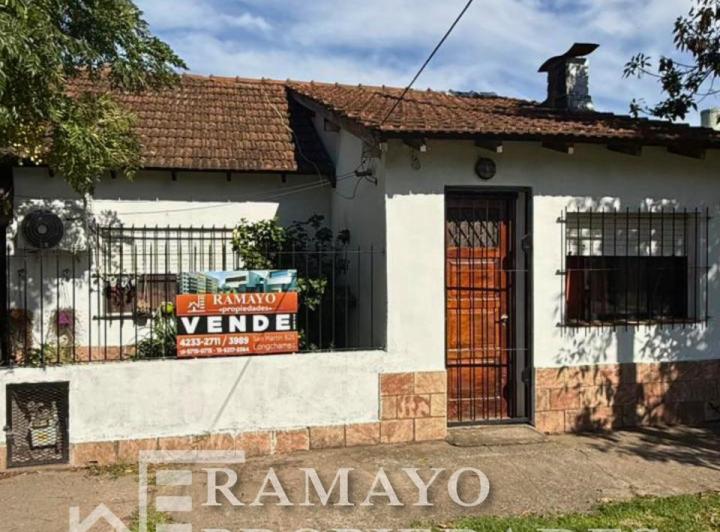 Casa · 98m² · 4 Ambientes · 1 Cochera