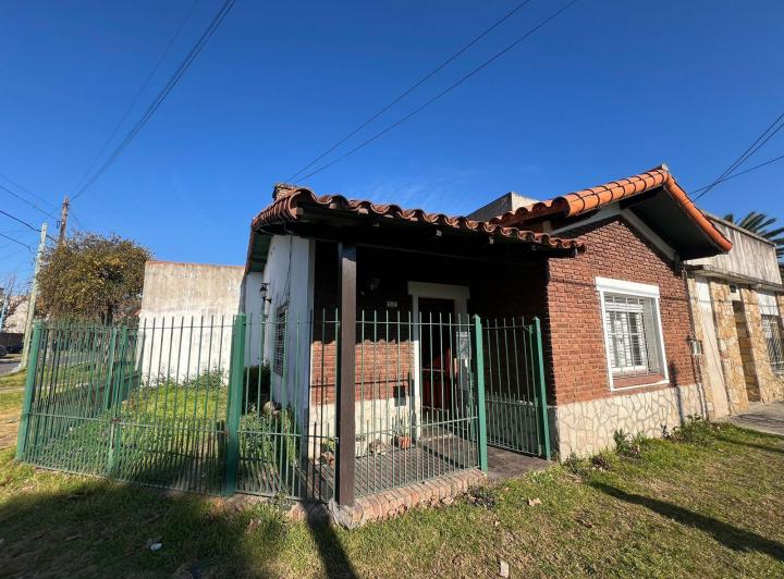 Casa · 3 Ambientes · 1 Cochera