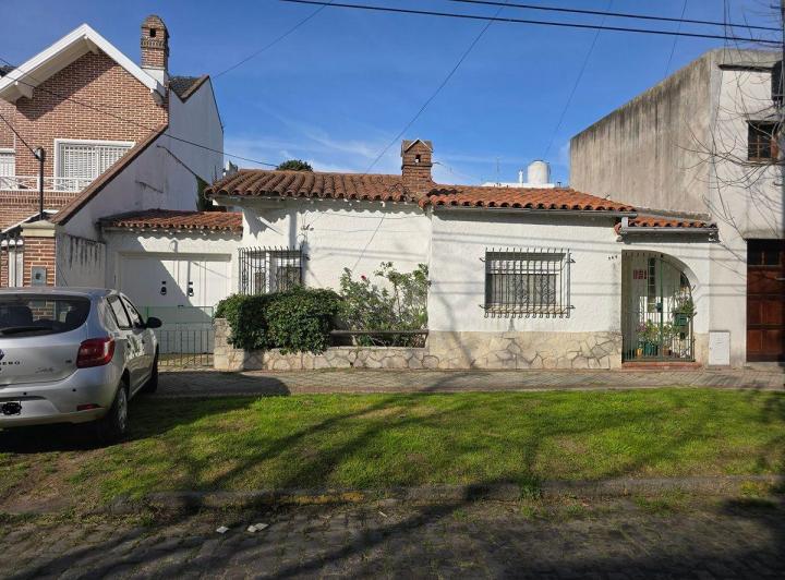 Casa · 112m² · 3 Ambientes · 1 Cochera