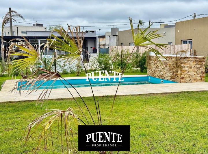 Casa · 63m² · 3 Ambientes · 2 Cocheras