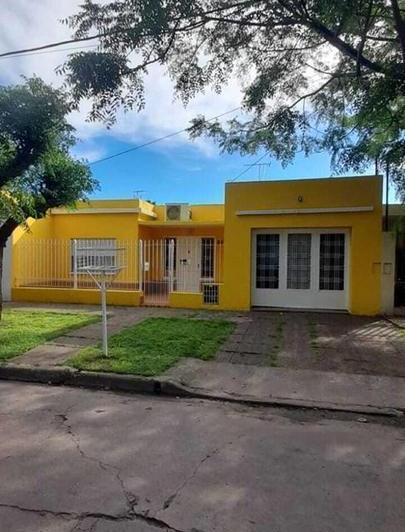 Casa · 105m² · 3 Ambientes · 1 Cochera