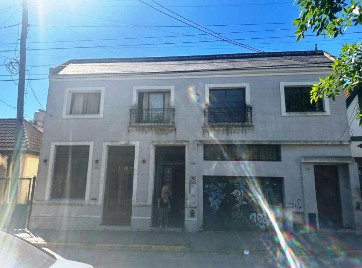 Casa · 340m² · 4 Ambientes