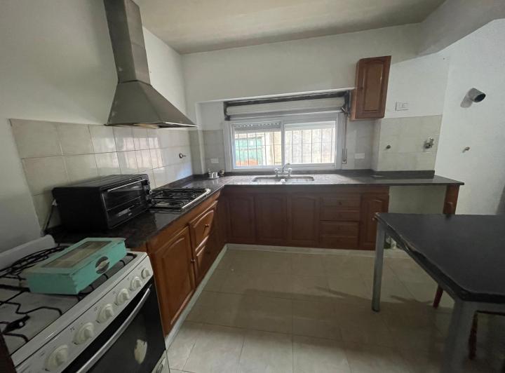 Casa · 76m² · 3 Ambientes · 1 Cochera
