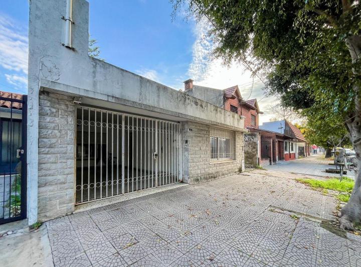 Casa · 186m² · 4 Ambientes · 1 Cochera