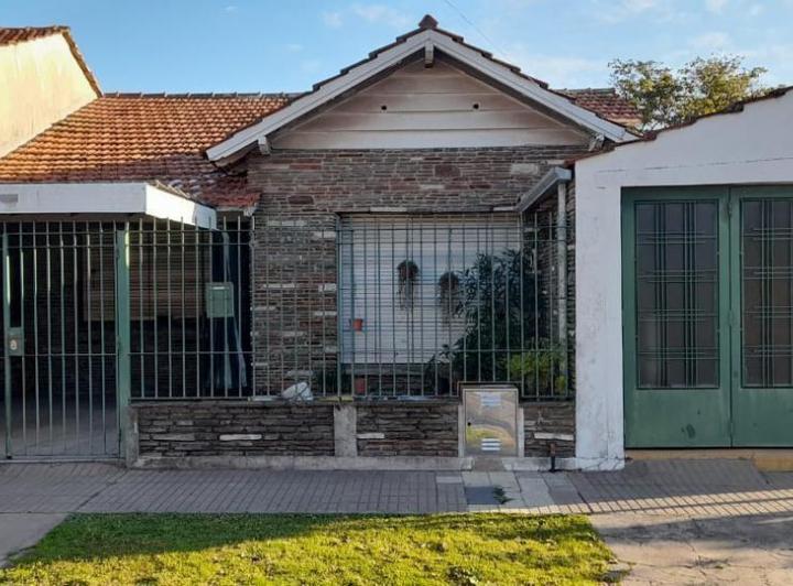 Casa · 186m² · 6 Ambientes · 3 Cocheras