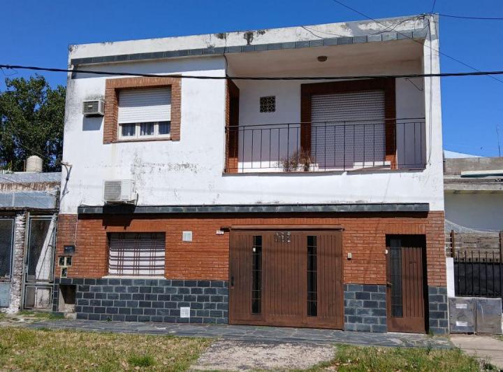 Casa · 267m² · 4 Ambientes · 1 Cochera