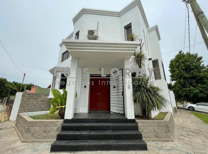 Casa · 185m² · 4 Ambientes · 1 Cochera