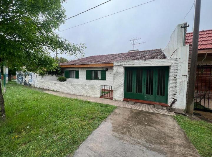 Casa · 150m² · 3 Ambientes · 1 Cochera