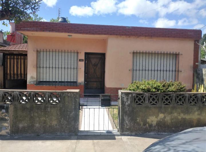 Casa · 80m² · 3 Ambientes · 1 Cochera