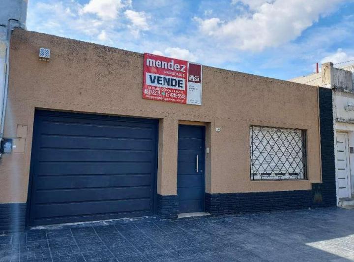 Casa · 150m² · 2 Ambientes · 1 Cochera