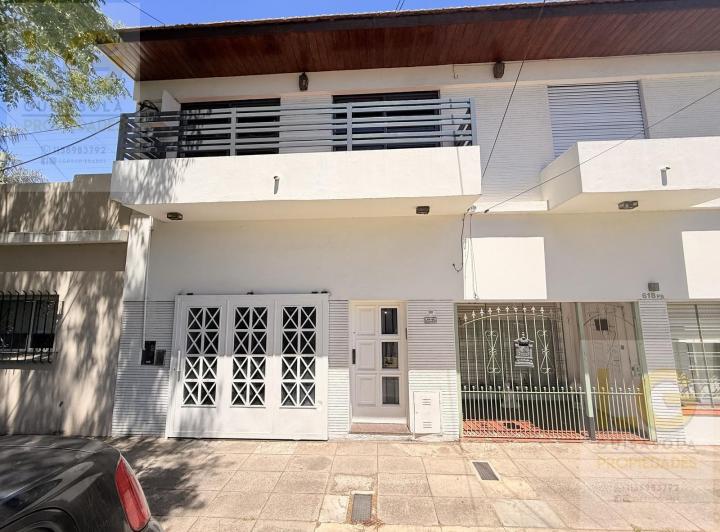 Casa · 125m² · 3 Ambientes · 1 Cochera