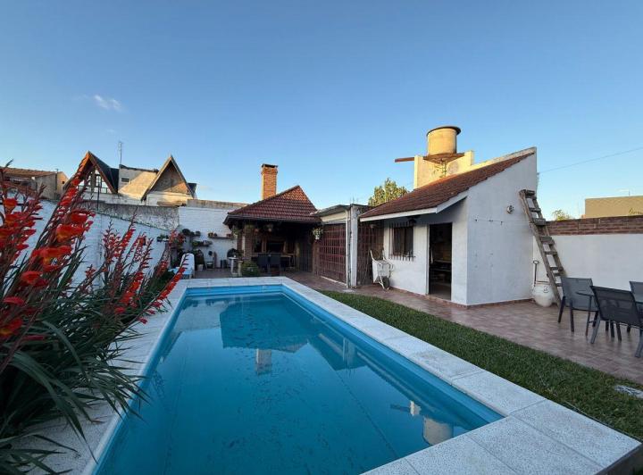 Casa · 120m² · 3 Ambientes · 1 Cochera