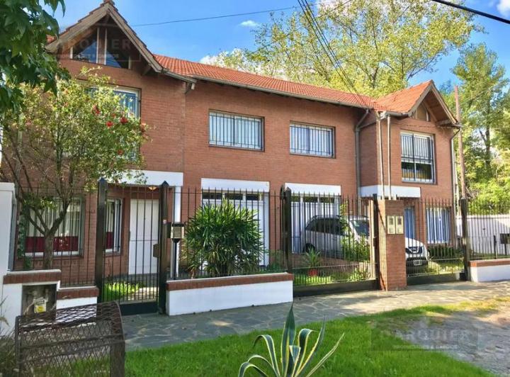 Casa · 119m² · 3 Dormitorios · 2 Cocheras