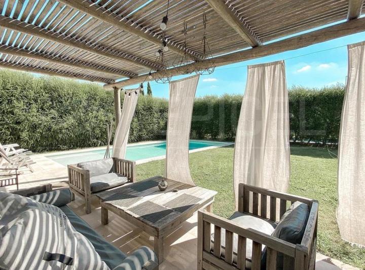 Casa · 180m² · 4 Ambientes · 1 Cochera