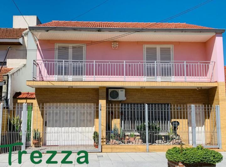 Casa · 180m² · 4 Ambientes · 1 Cochera