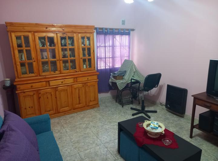 Casa · 90m² · 3 Ambientes · 2 Cocheras