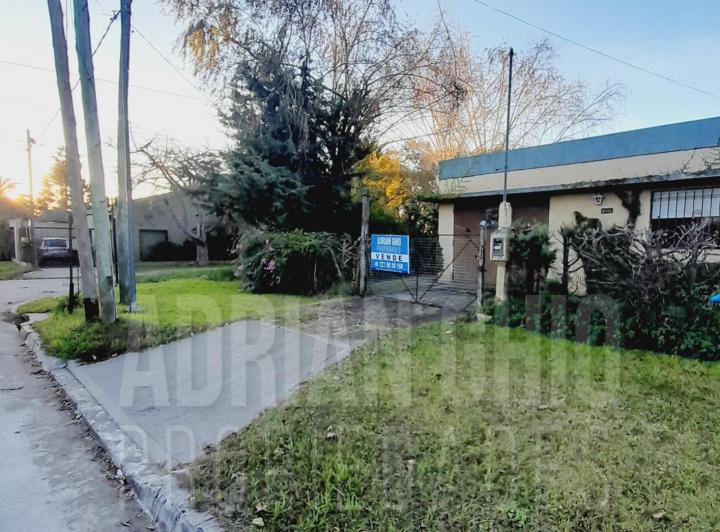 Casa · 140m² · 3 Ambientes · 2 Cocheras