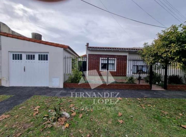 Casa · 170m² · 5 Ambientes · 1 Cochera