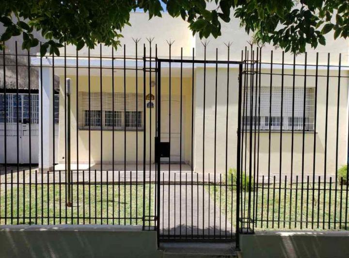Casa · 93m² · 3 Ambientes · 1 Cochera