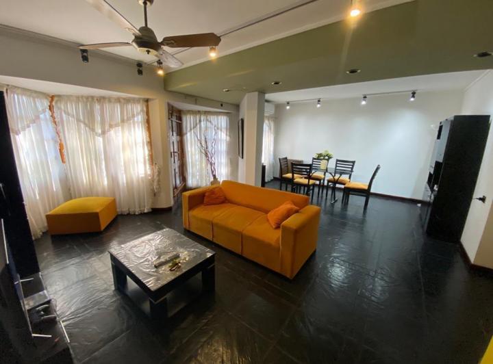 Casa · 110m² · 4 Ambientes · 1 Cochera
