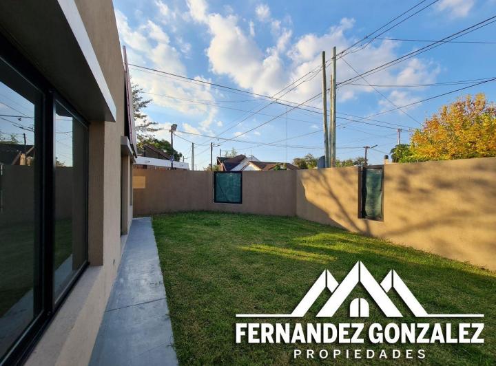 Casa · 50m² · 3 Ambientes · 1 Cochera