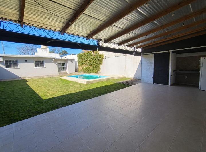 Casa · 150m² · 4 Ambientes · 1 Cochera
