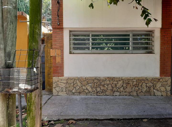 Casa · 170m² · 4 Ambientes · 2 Cocheras