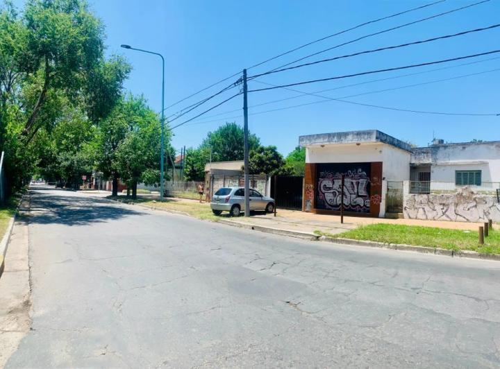Casa · 100m² · 5 Ambientes · 1 Cochera