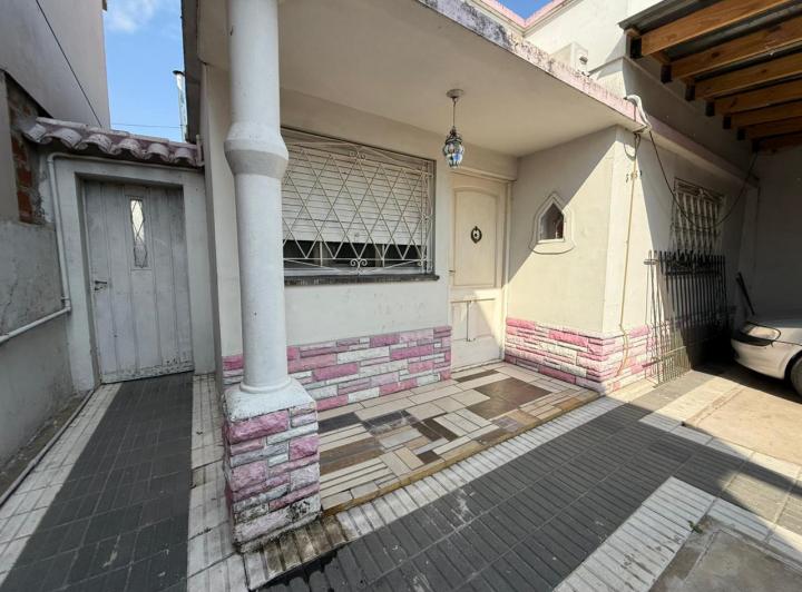 Casa · 57m² · 3 Ambientes · 1 Cochera