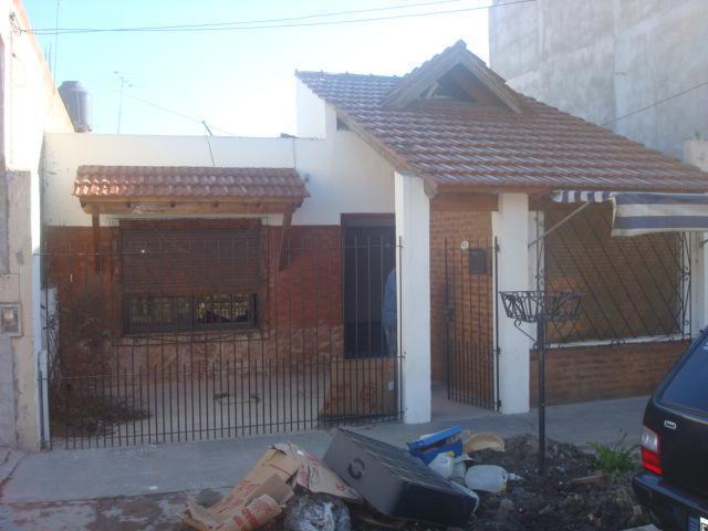 Casa · 1ha · 3 Ambientes · 1 Cochera