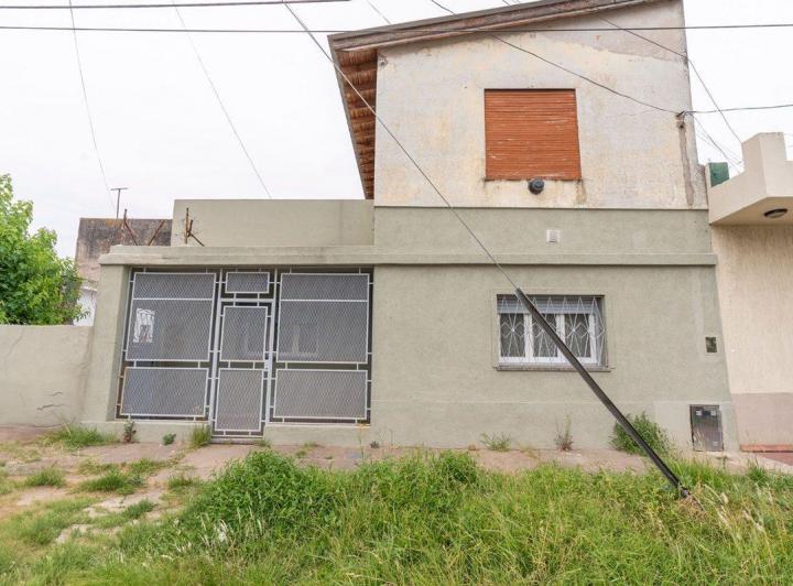 Casa · 156m² · 4 Ambientes · 2 Cocheras