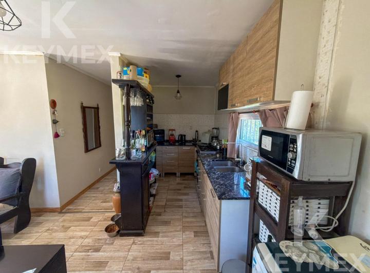 Casa · 60m² · 4 Ambientes · 2 Cocheras