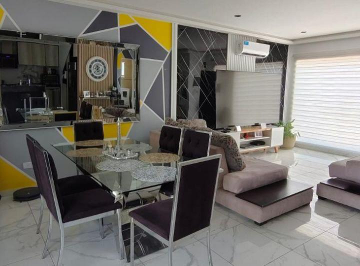 Casa · 135m² · 4 Ambientes · 2 Cocheras
