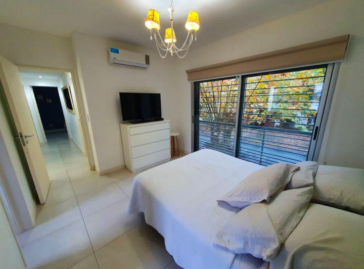 Casa · 110m² · 4 Ambientes · 1 Cochera