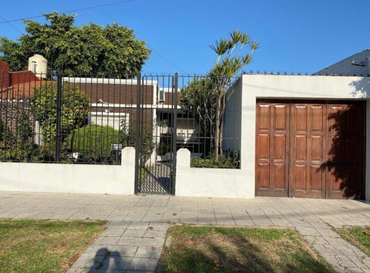 Casa · 100m² · 4 Ambientes