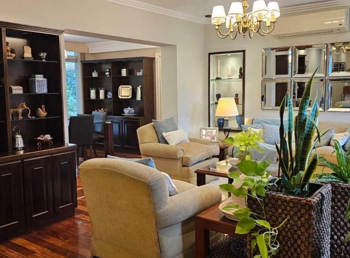 Casa · 5 Ambientes