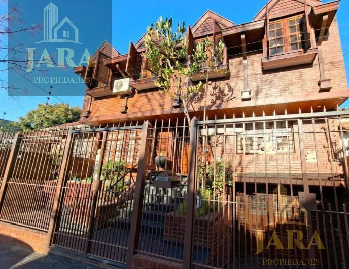 Casa · 282m² · 4 Ambientes · 3 Cocheras
