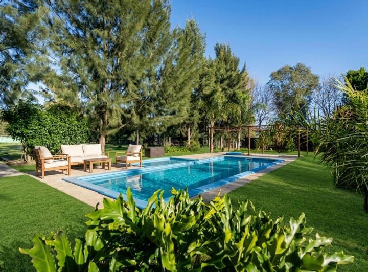 Casa · 262m² · 5 Ambientes · 2 Cocheras