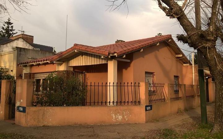 Casa · 103m² · 3 Ambientes · 1 Cochera